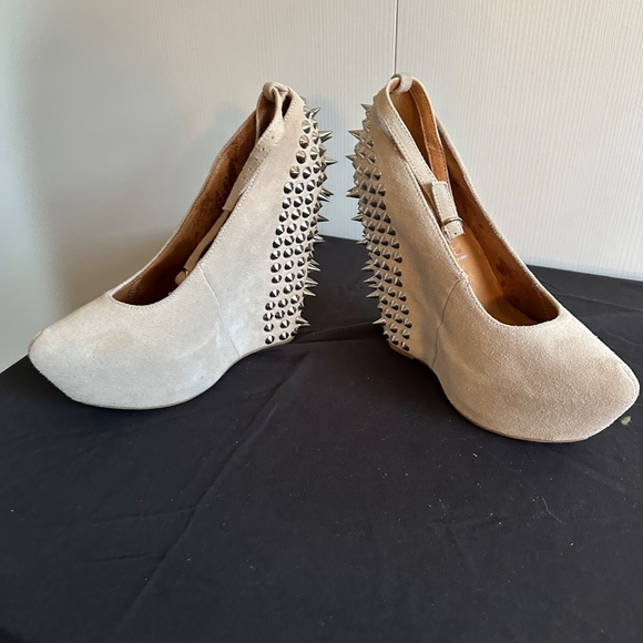 Sexy Jeffrey Campbell spiked  platform wedges  style- Aubrey 8 😍😍😍😍 - Picture 3 of 13